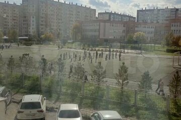 2-к квартира, 53 м², 2/10 эт.